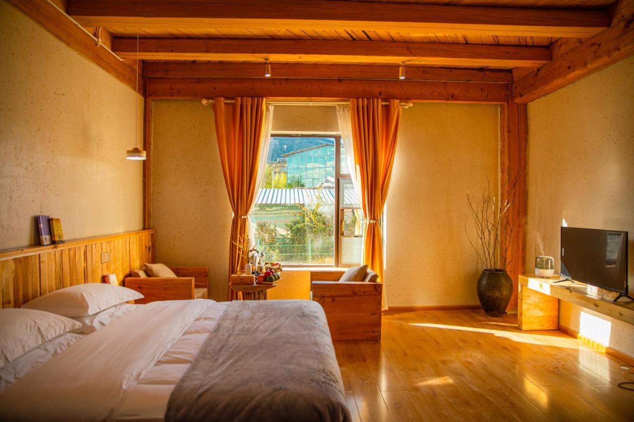 Aurora Hotel Šangri-La Exteriér fotografie