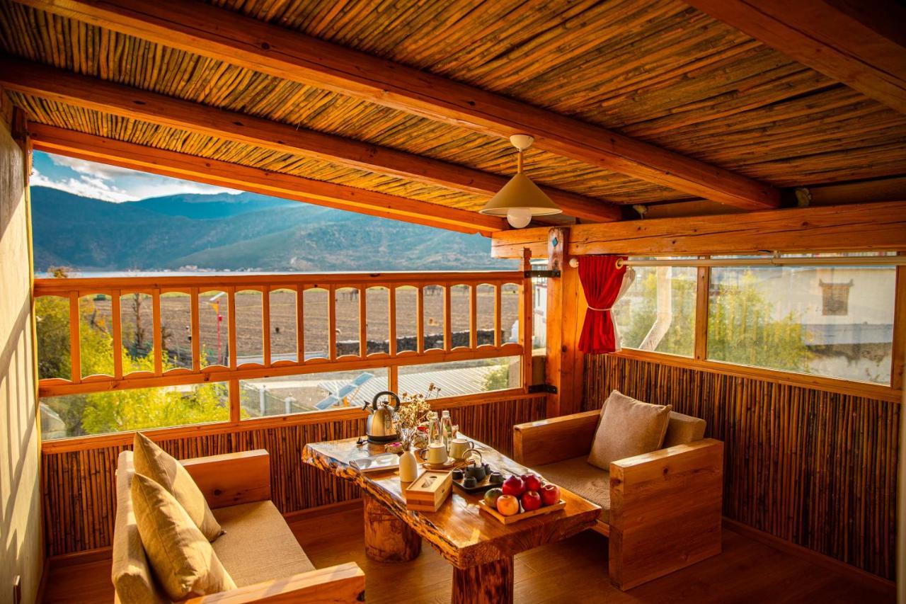 Aurora Hotel Šangri-La Exteriér fotografie